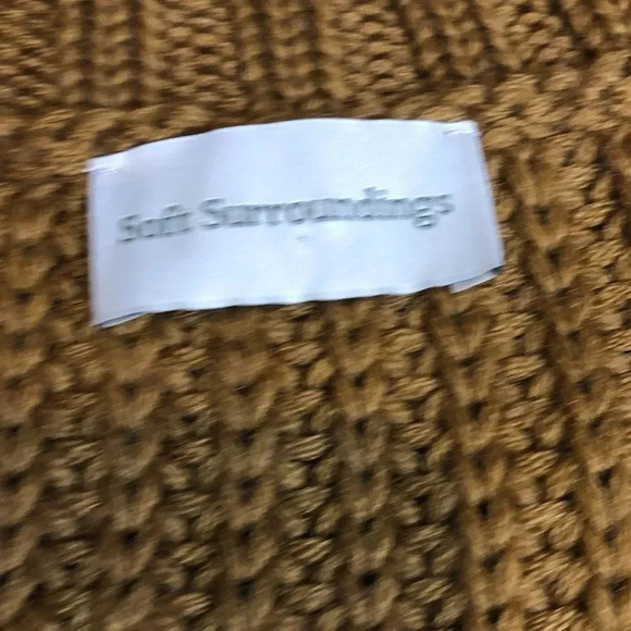 Soft Surroundings Gold Cap Sleeve Front Button Knit Sweater Size Small - Picture 5 of 7